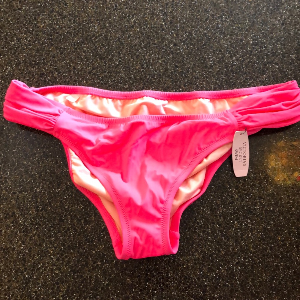NWT Victoria Secret Bikini Bottoms